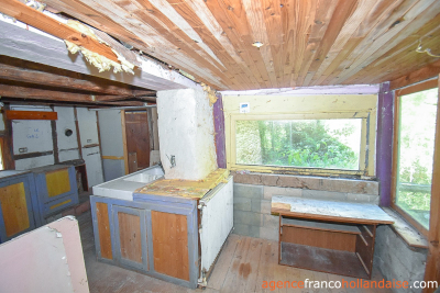 Bien cachée avec une jolie vue ! 