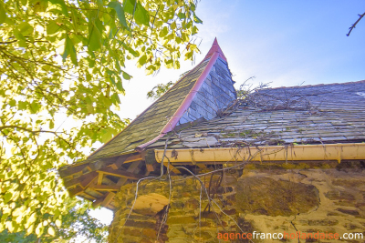 Bien cachée avec une jolie vue ! 