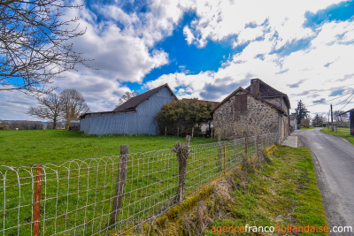 Belle maison en pierres de pays et 6 000m²