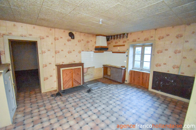 Belle maison en pierres de pays et 6 000m²