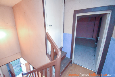 Belle maison en pierres de pays et 6 000m²