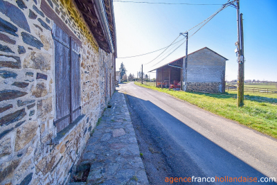 Belle maison en pierres de pays et 6 000m²