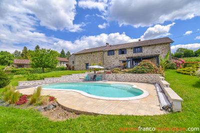 Grange rénovée sur la colline