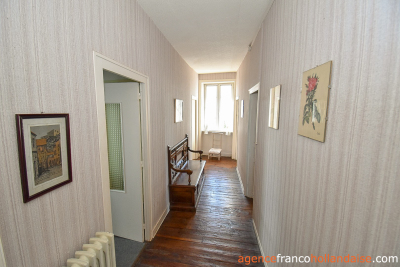 Maison de village élégante