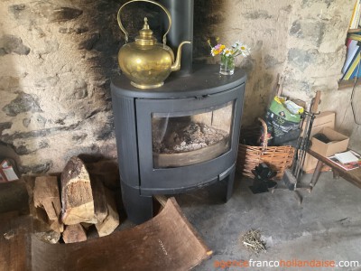 Une maison authentique avec un gîte confortable