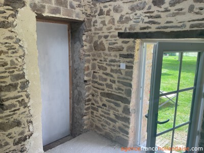 Une maison authentique avec un gîte confortable