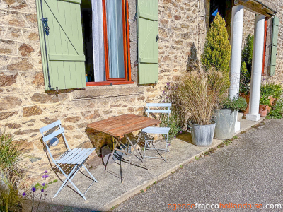 Maison de caractère avec grange et terrain