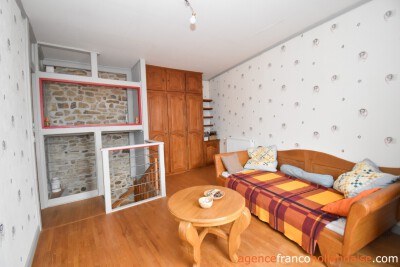 Maison familiale avec atelier