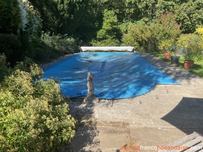 Maison avec piscine et grand jardin arboré                                                                                                                                                                                                                    