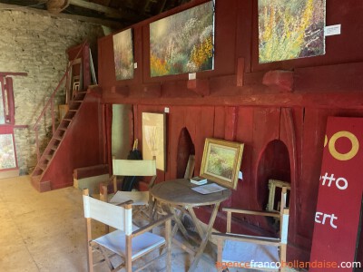 Maison avec piscine et grand jardin arboré                                                                                                                                                                                                                    